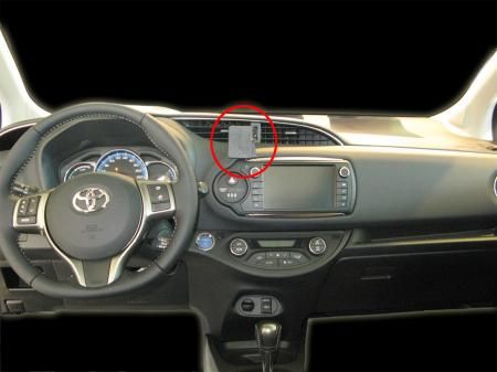 Toyota Yaris 15-, Centrerad ryhmässä Autohifi / Mikä sopii autooni / Toyota / Yaris / Yaris 2017-2020 @ BRL (240855040)