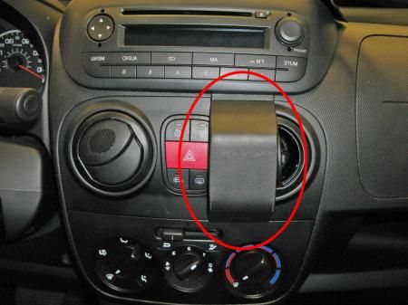 Fiat Fiorino 08-15, Centrerad ryhmässä Autohifi / Mikä sopii autooni / Fiat / Qubo / Qubo 2008-2016 @ BRL (240855075)