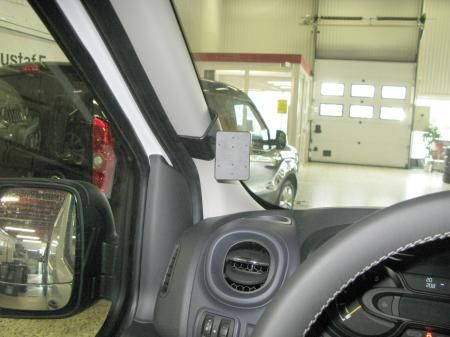 ProClip Monteringsbygel Renault Trafic 15- ryhmässä Autohifi / Mikä sopii autooni / Opel / Vivaro / Vivaro 2011- @ BRL Electronics (240RENTRA15PROC)