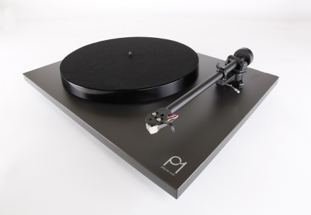 Rega Planar 1 Carbon Plus med inbyggt RIAA, mattsvart ryhmässä Kotihifi / Hifi / Levysoittimet @ BRL Electronics (291PLANAR1PLUSMB)