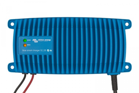 Victron Blue Smart IP67 vattentät batteriladdare 25A, 12v ryhmässä Autohifi / Tarvikkeet / Akkulaturit @ BRL Electronics (421VBSIP671225)