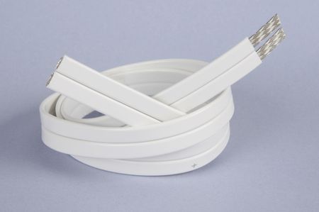 DLS Flatbox högtalarkabel 1.6 ryhmässä Kotihifi / Kaapelit / Kaiutinkaapelit @ BRL (6101048005)