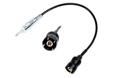 Amerikansk - DIN antennadapter (Saab med Denso/Delphi) ryhmässä Autohifi / Mikä sopii autooni / SAAB / 9-3 / 9-3 NG Facelift 2007-2015 / Vaihtaa stereo 9-3 NG Facelift 2007-2015 @ BRL Electronics (70421108)