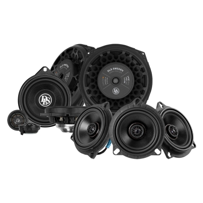 DLS Cruise kaiutpaketti BMW:lle, eteen keskikaiuttimella ja taakse