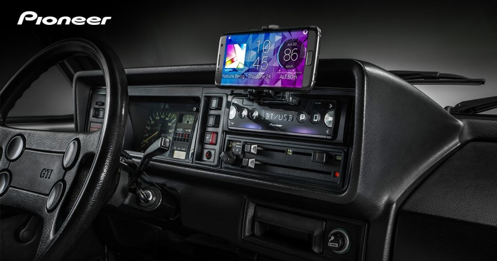 Pioneer SPH-10BT, autostereo Bluetoothilla ja USB:llä