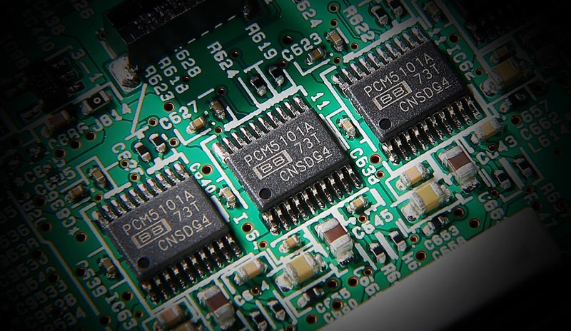 YAMAHA HTR-4072 hemmabioförstärkare, svart