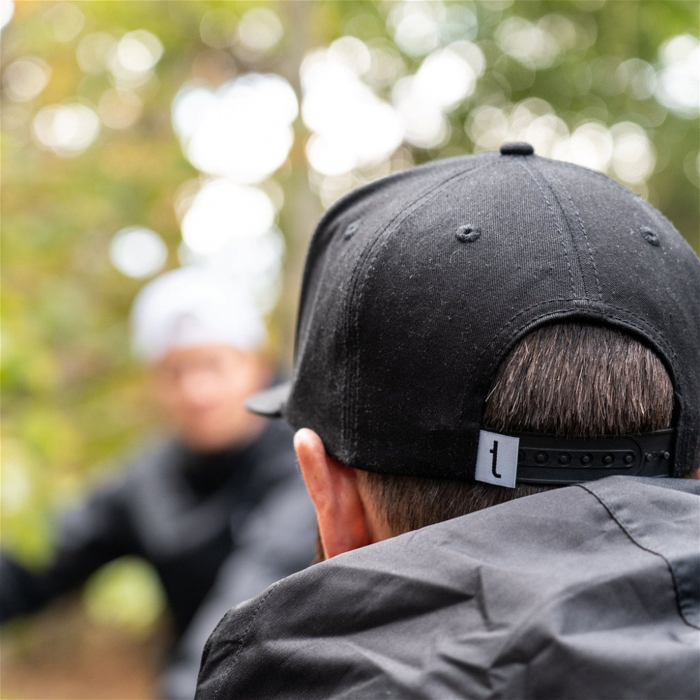 Tershine Snapback-lippis, valkoinen logo