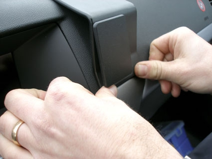 Brodit Vahvistettu ProClip, Opel Astra 04-09