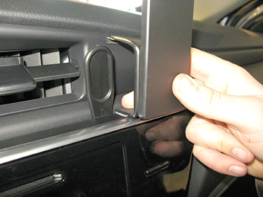 Brodit Vahvistettu ProClip, Toyota Auris/Auris Full Hybrid 16-19