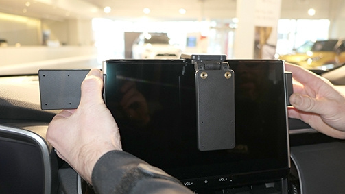 Brodit Vahvistettu ProClip, Toyota Corolla/Corolla Cross 23-