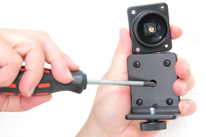 Brodit Kiinnike näytölle, Nextbase SDV185S (8,5