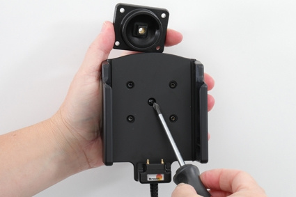 Brodit aktiivinen pidike tupakansytyttimellä, Apple iPhone 7 