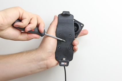 Brodit aktiivinen pidike USB-kaapelilla ja tupakansytyttimen adapterilla, Samsung Galaxy S6/S6 edge/S7