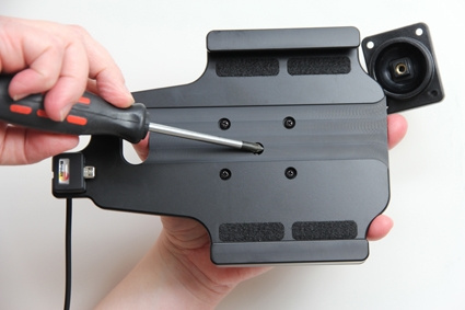 Brodit aktiivinen pidike USB-kaapelilla ja tupakansytyttimen adapterilla, Samsung Galaxy Tab 3 Lite 