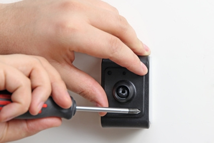 Brodit aktiivinen pidike USB-kaapelilla ja tupakansytyttimen adapterilla, CAT B100 