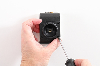 Brodit Passiivinen pidike pallonivelellä, Apple iPhone 13 Mini 