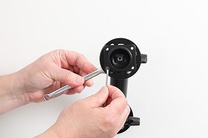 Brodit mobiilikuori passiivisella pidikkeellä, Apple iPhone 15 Pro Max 