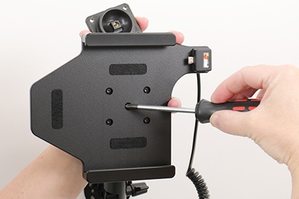 Brodit Aktiivinen pidike tupakansytyttimellä, Huawei MediaPad M5 Lite 8