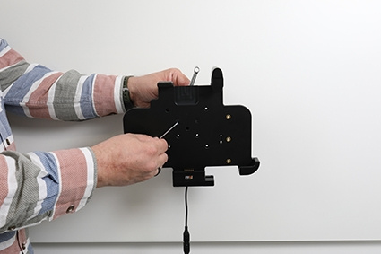 Brodit Aktiivinen pidike tupakansytyttimellä, Honeywell EDA10A 