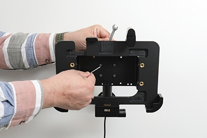 Brodit Aktiv-teline tupakkapistokkeella, Honeywell EDA10A 