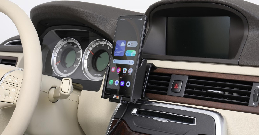 Brodit Aktiivipidike tupakansytytinliitännällä, Samsung Galaxy XCover 7 Pro SM-G766