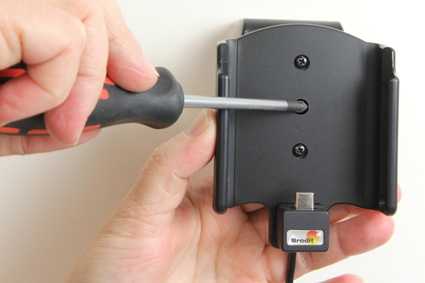 Brodit Aktiv-teline USB-kaapelilla ja tupakansytyttimen adapterilla, Samsung Galaxy A8 (2018) 