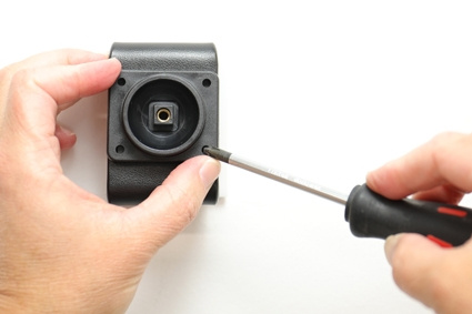 Brodit Aktiv-teline USB-kaapelilla ja tupakansytyttimen adapterilla, Huawei P20 