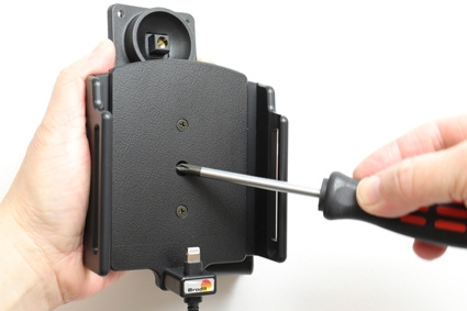 Brodit aktiivinen pidike USB-kaapelilla ja tupakansytyttimen adapterilla, Apple iPhone 11 Pro Max/Xs Max