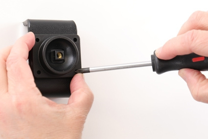 Brodit aktiivinen pidike USB-kaapelilla ja tupakansytyttimen adapterilla, Huawei P30 