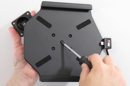 Brodit Aktiv-teline USB-kaapelilla ja tupakansytyttimen adapterilla, Samsung Galaxy Tab A7 10.4 (2020) SM-T500/SM-T505 