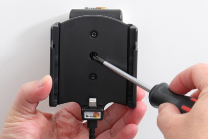 Brodit aktiivinen pidike USB-kaapelilla ja tupakansytyttimen adapterilla, Apple iPhone 12/12 Pro