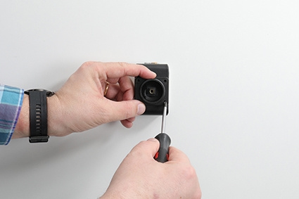 Brodit Aktiv-teline USB-kaapelilla ja tupakansytyttimen adapterilla, Samsung Galaxy S21 5G SM-G991B/SM-G991B/DS 