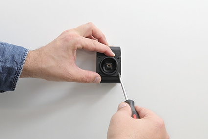 Brodit Aktiv pidike USB-kaapelilla ja tupakansytyttimen adapterilla, Samsung Galaxy A32 5G SM-A326U1/DS 