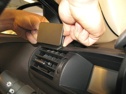 Brodit ProClip, Toyota iQ 09-19