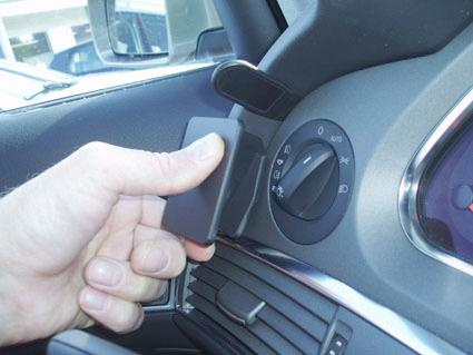 Audi A6 10-10, Vänster