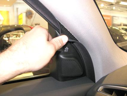 Volvo V70 12-15, Vänster Hög