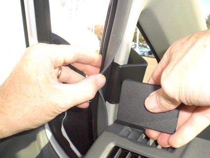 Toyota Prius + 12-15, Vänster