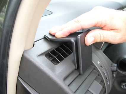 Brodit ProClip, Toyota LandCruiser 150 10-23