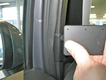 Opel Corsa 15-15, Vänster