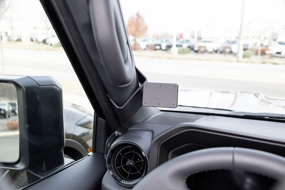 Brodit ProClip, Toyota LandCruiser 250 24-26