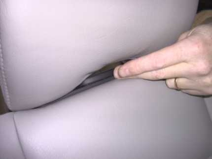 Brodit niskatukikiinnike näytön kiinnikkeellä, Volvo V70 II 97-18