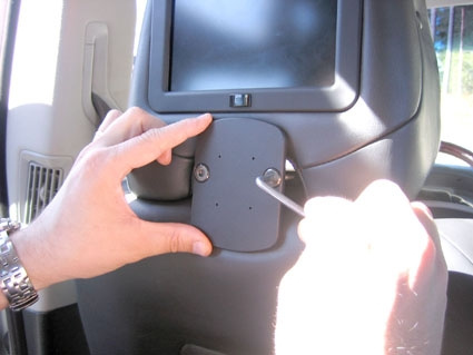 Brodit niskatukikiinnike, Volvo XC90 02-14