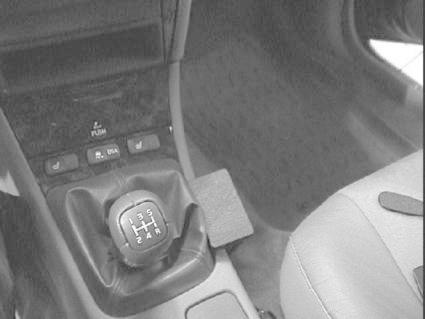 Volvo S40 96-00, Konsol