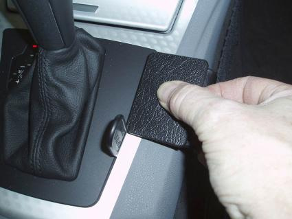 BMW X3 04-10, Konsol