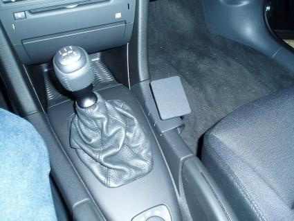 Saab 9-3 03-11, Konsol