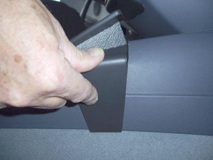 BMW 1 E81/E82/E87/E88 05-11, Konsol