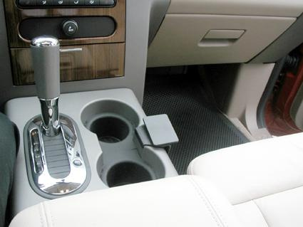 Ford F-150 04-08, Konsol