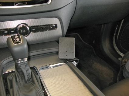 Volvo XC90 15-, Konsol