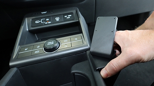 Brodit ProClip, Hyundai Kona/Kona Hybrid 24-