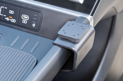 Brodit ProClip, Hyundai Santa Fe 24-26